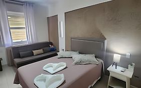 Confortável Flat Cavalinho Branco-Aguas de Lindoia